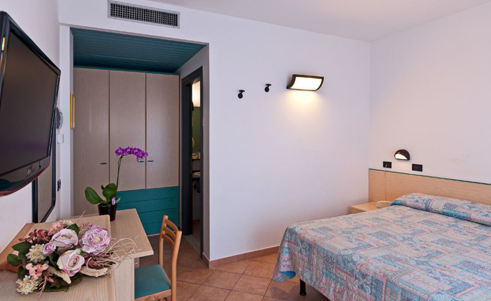Hotel Prestige Lido di Camaiore Exterior foto